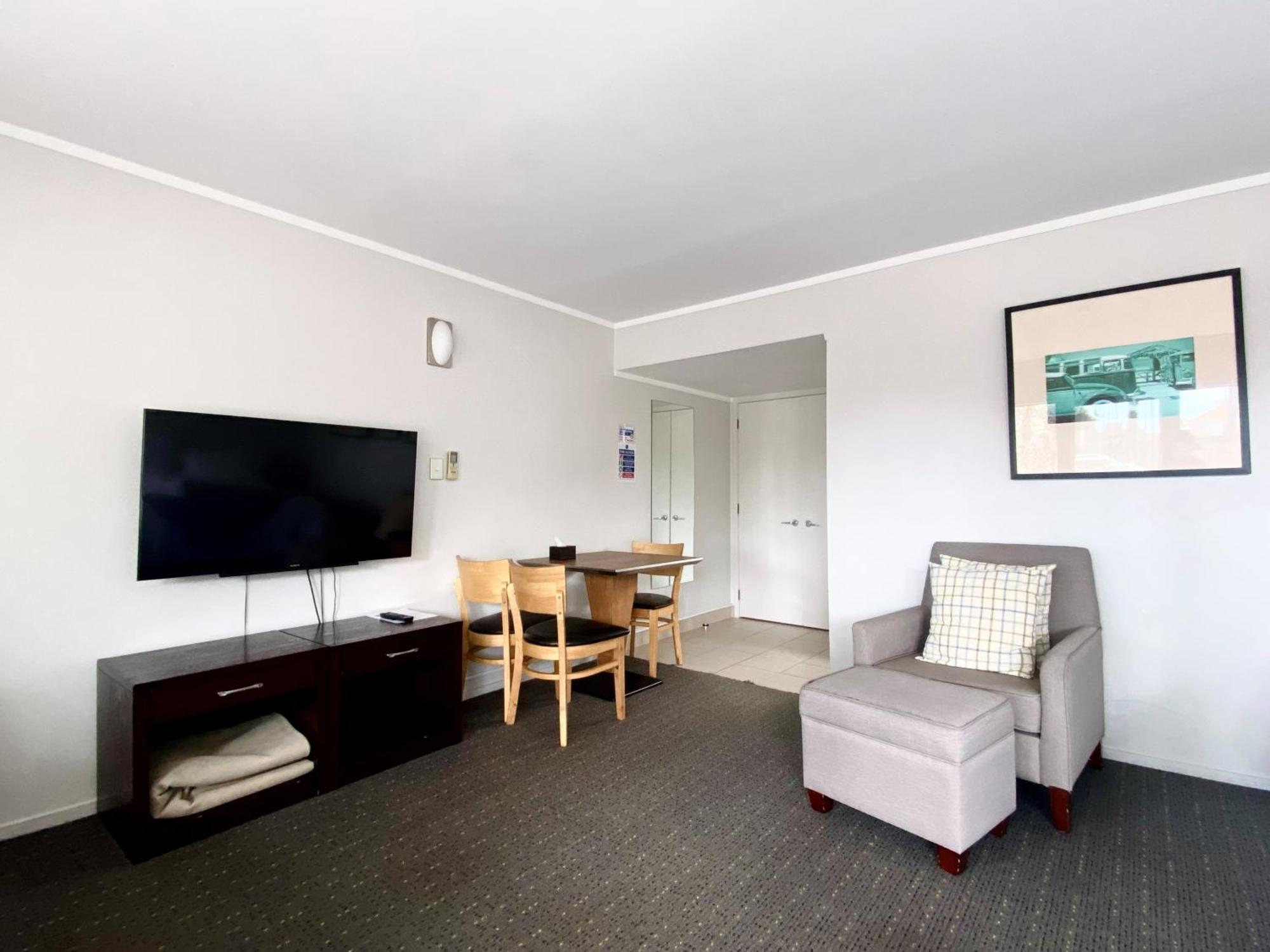 Anzac Court Motel Auckland Exterior photo